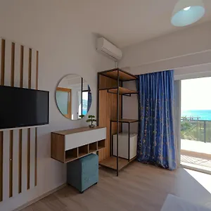 Hotel Boston, Sarandë