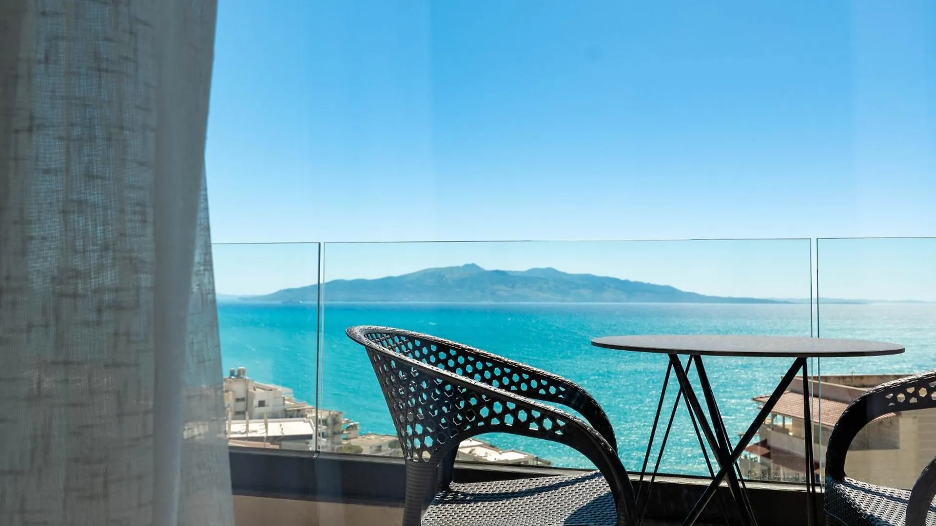 Alpaso Hotel Sarande 3*,